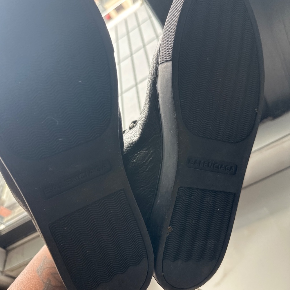 Balenciaga Arena Sneakers - Picture 4 of 4